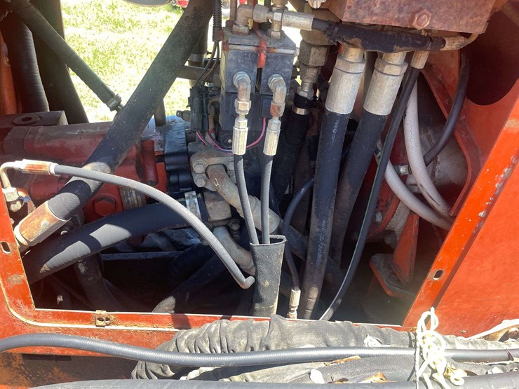 2000-ditch-witch-jt2720-image-16