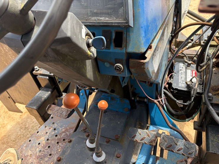new-holland-7740-image-19