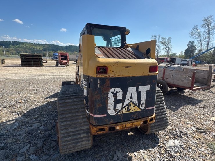 caterpillar-277-image-3