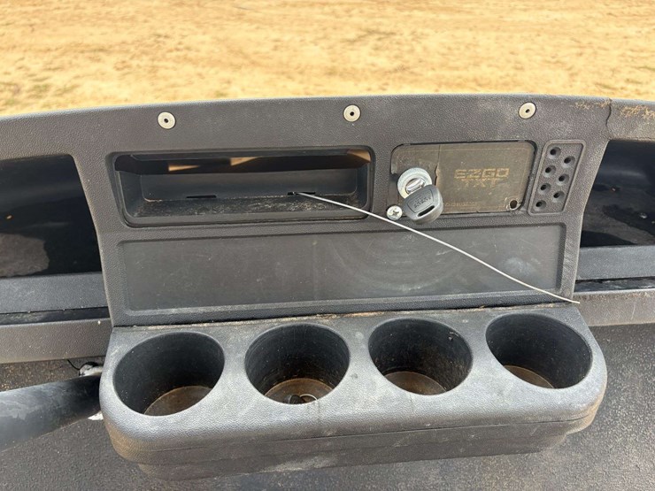 ez-go-24v-golf-cart-w/-battery-charger-image-14