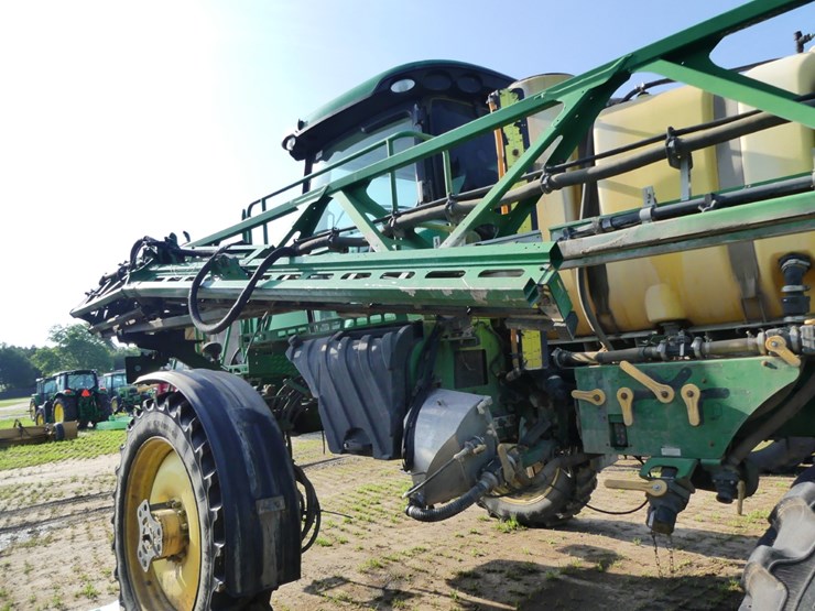 2015-john-deere-r4030-image-9