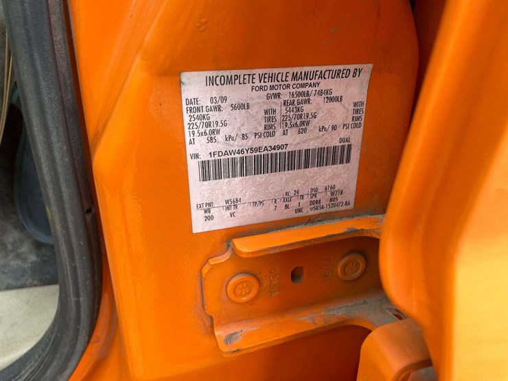2009-ford-f450-image-29