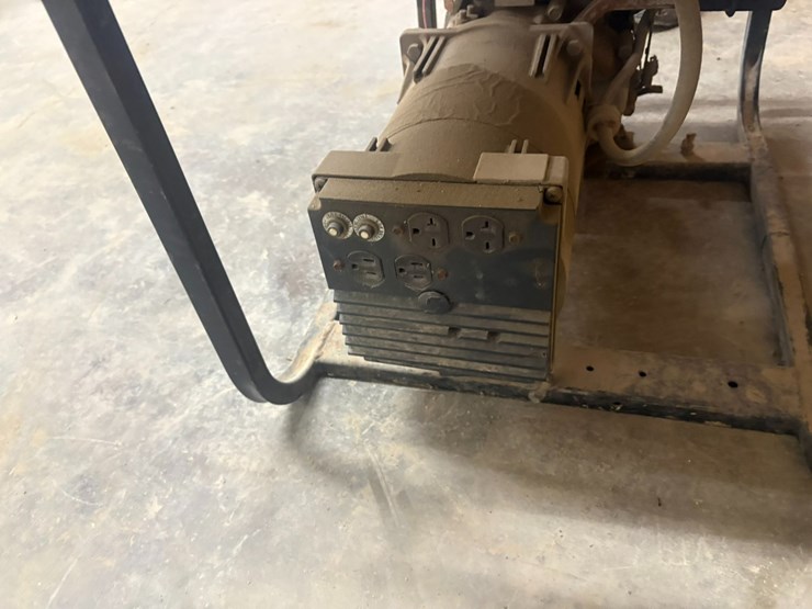 #42103-•-briggs-&-stratton-genpower-11-generator-image-7
