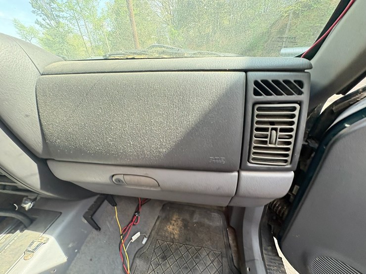 1998-jeep-cherokee-image-50