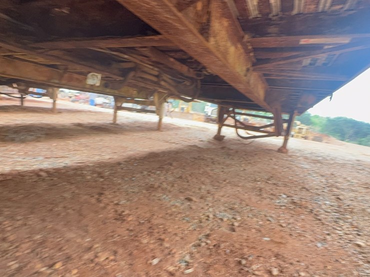 #41746-•-gilbreath-48'-steel-chip-trailer-vin:-1g9w045231b157743-image-16
