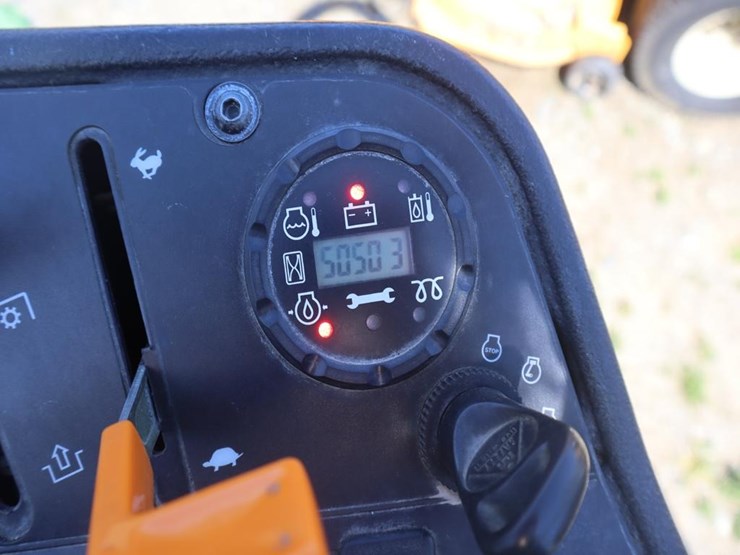 john-deere-2500e-image-21