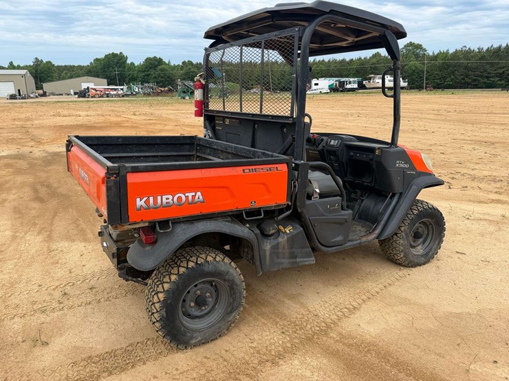 2018-kubota-rtv-x900-image-3