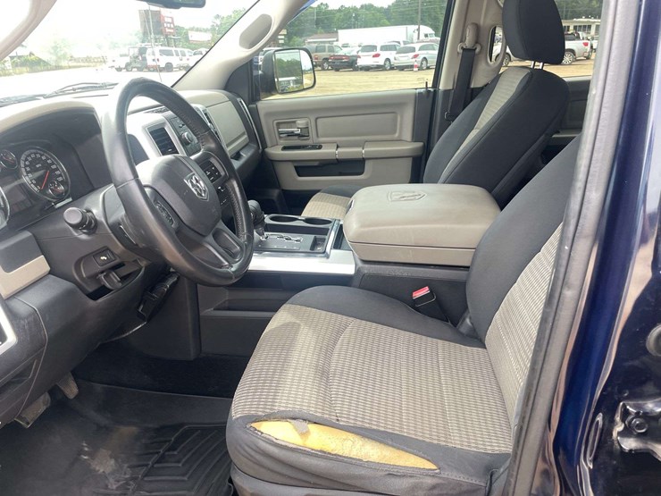 2012-dodge-ram-1500-image-10