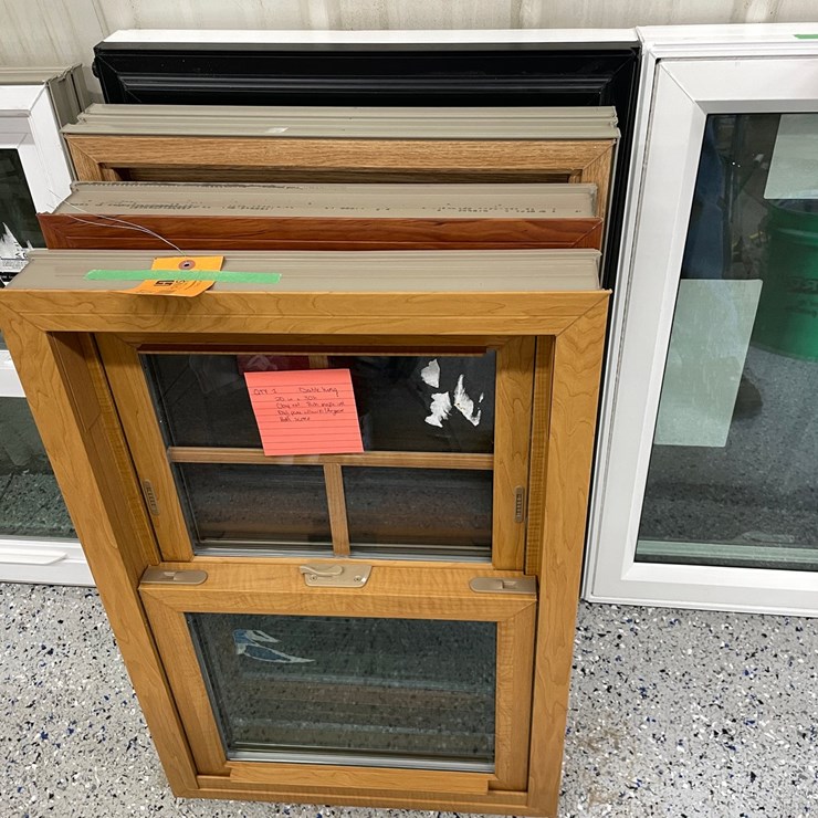 #8567 • (4) Double Hung Windows
