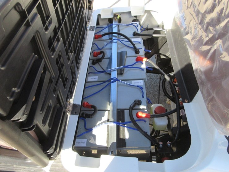 2026-sdlanch-sdlc80-shuttle-golf-cart,-image-5