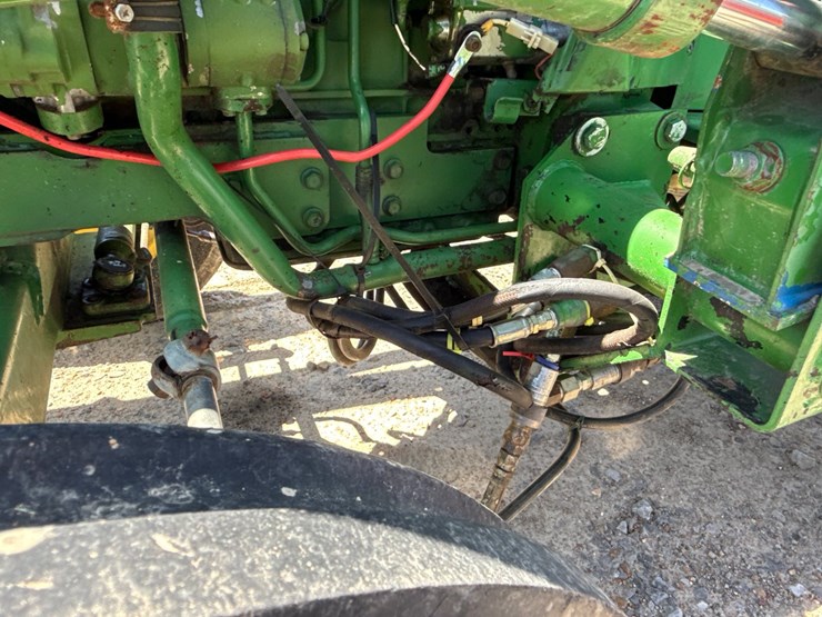 john-deere-1070-image-24