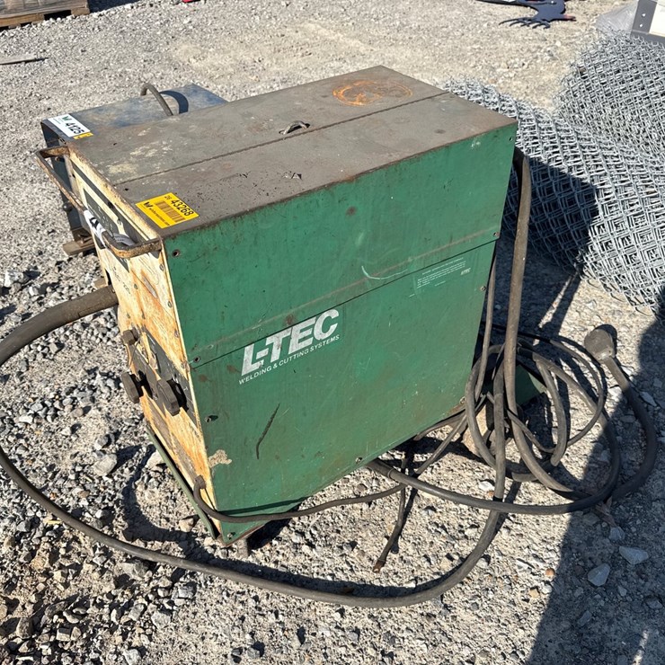 #43268 • L-Tech 225 Welder 679473 INV# 43268