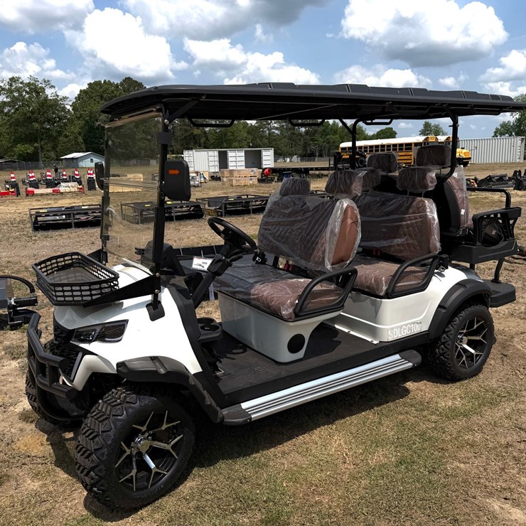 #580 • GOLF CART