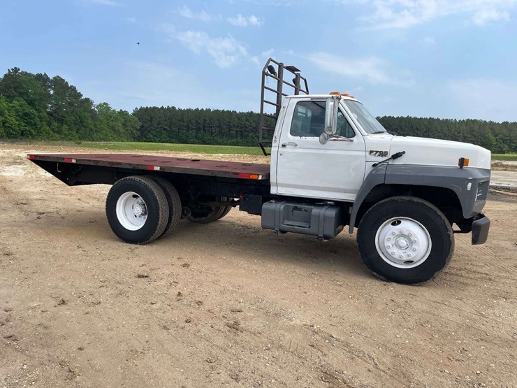 1987-ford-f700-image-4