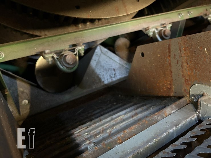 2016-john-deere-s680-image-41
