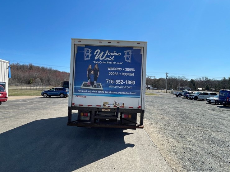 #3278-•-2017-isuzu-n-series-straight-truck-(has-wi-title)-image-6
