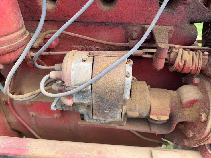 farmall-f-20-image-27