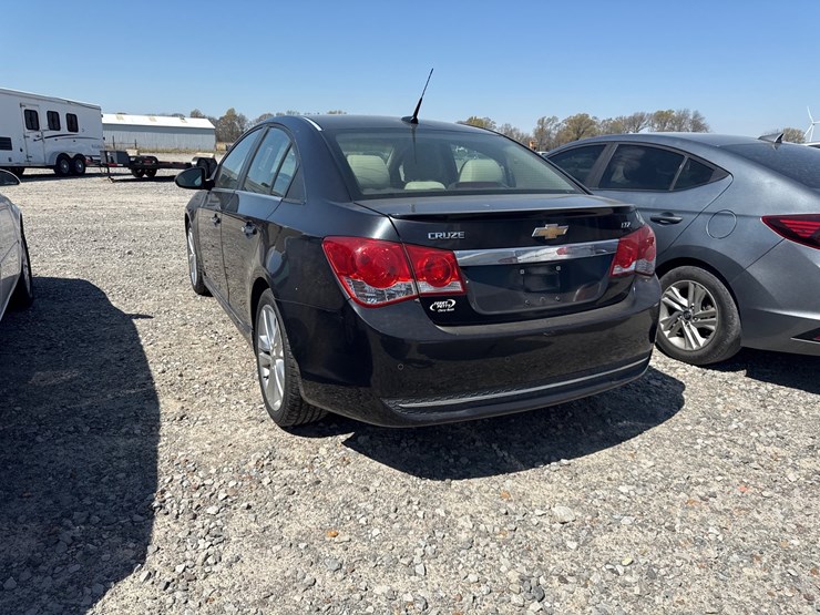 #41896-•-2011-chevrolet-cruze-sedan-1g1ph5s98b7255580-inv#-41896-image-4