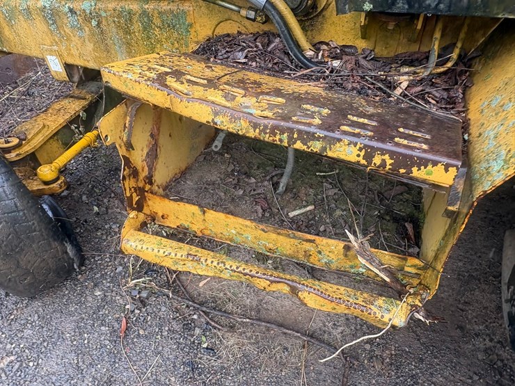 caterpillar-416b-image-48