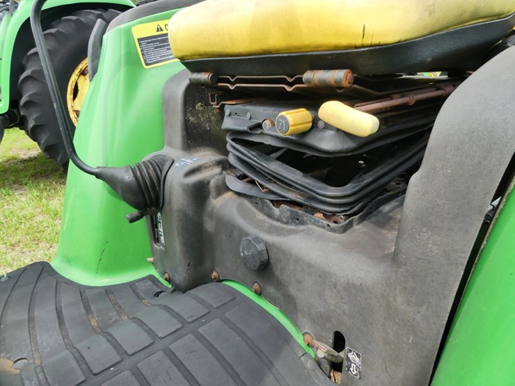 john-deere-4210-image-13