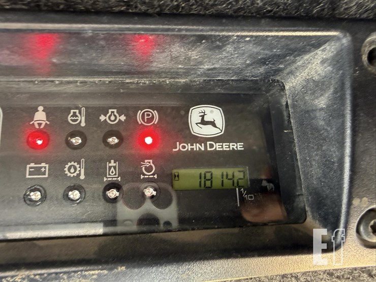 deere-250-image-30