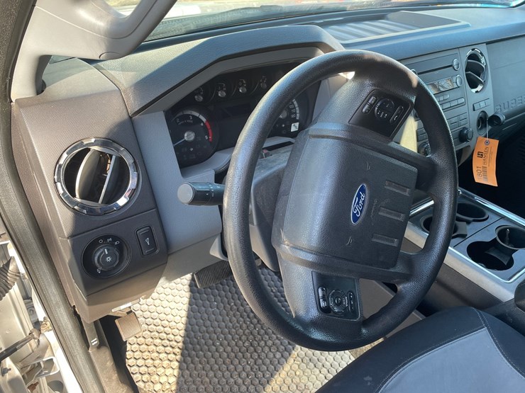 2013-ford-f250-xlt-image-37