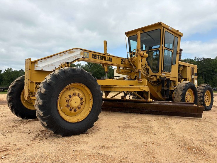 caterpillar-120-image-1