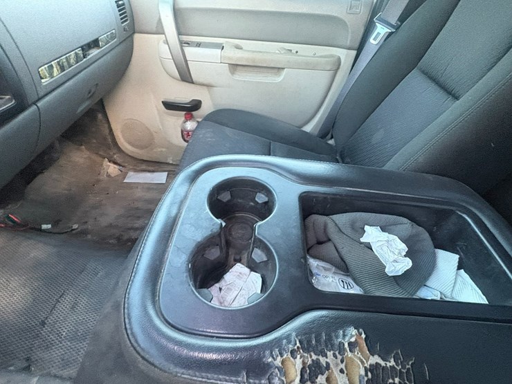 #23969-•-2011-chevrolet-silverado-4x4-pickup-vin:-1gcnkpea1bz146545-image-30