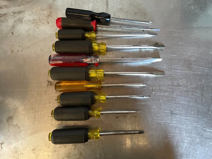 #1862-•-assorted-handled-tools-and-drill-bits-image-9