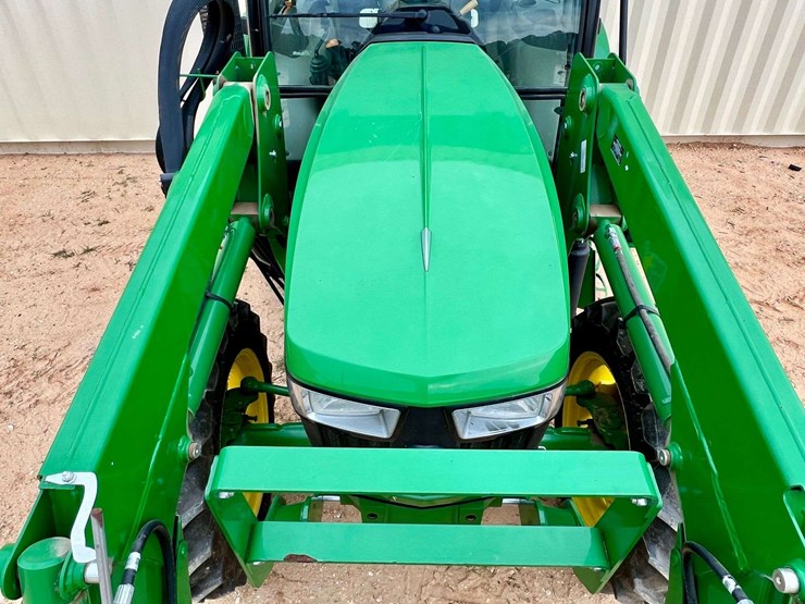 2025-john-deere-5055e-image-7