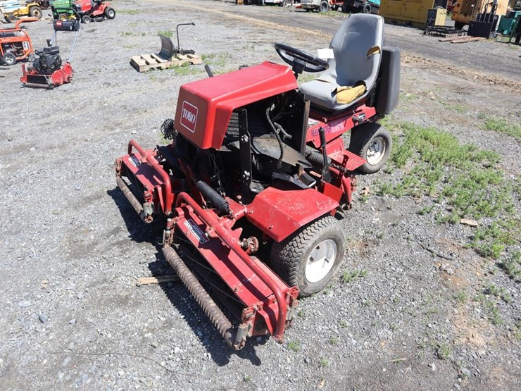 toro-216-reel-mower-image-4