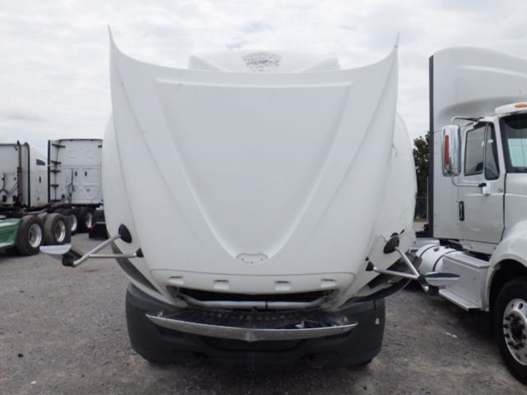 2017-international-prostar-image-22