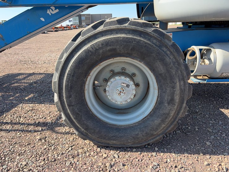 2006-ford-lrg425-image-25
