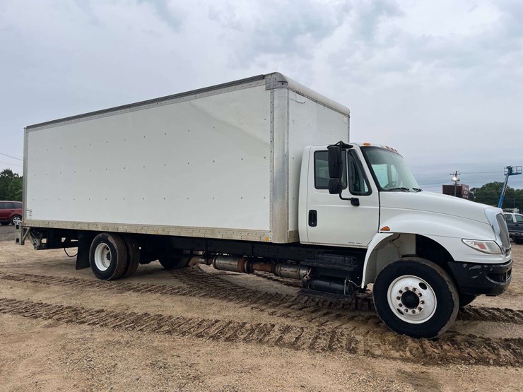 2015-international-durastar-4300-image-4