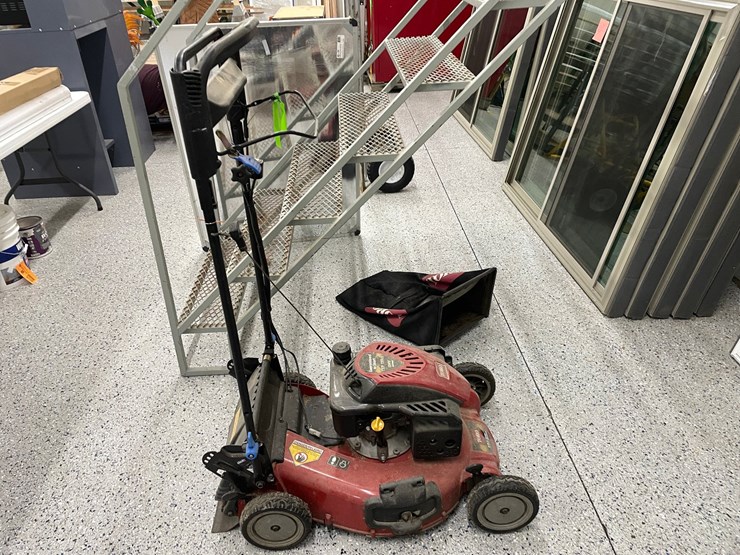 #8545-•-toro-21"-push-mower-image-8
