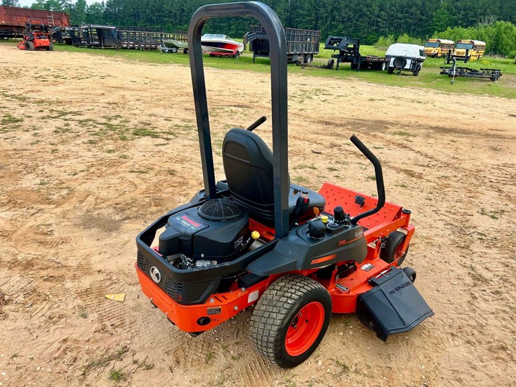 2022-kubota-z231kw-zero-turn-lawn-mower-(26-hours)-image-3