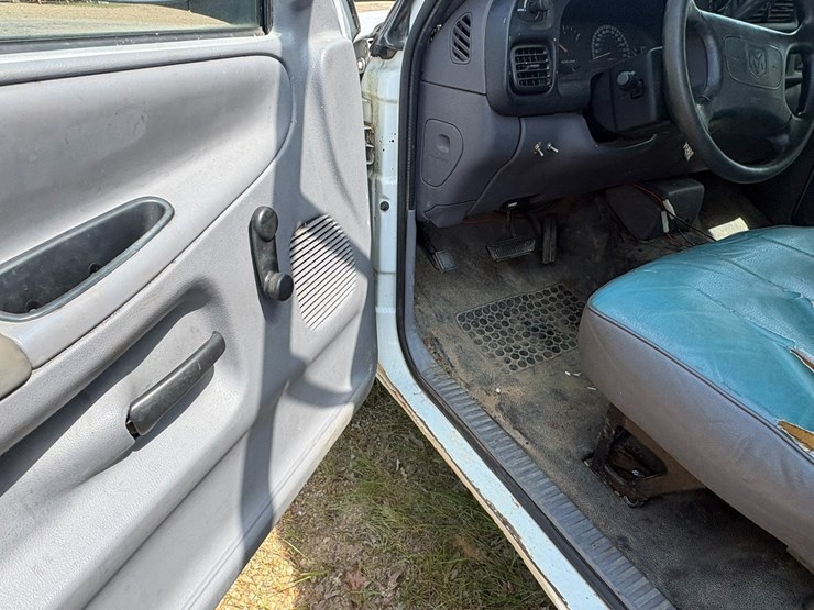 #41749-•-1998-dodge-ram-pickup-vin:-1b7hc16x2ws609690-image-32