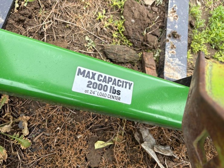 john-deere-kivel-pallet-fork-attachment-image-4