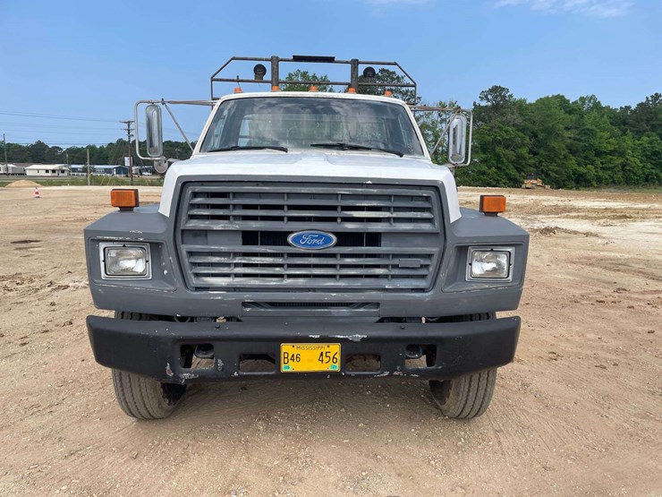 1987-ford-f700-image-5