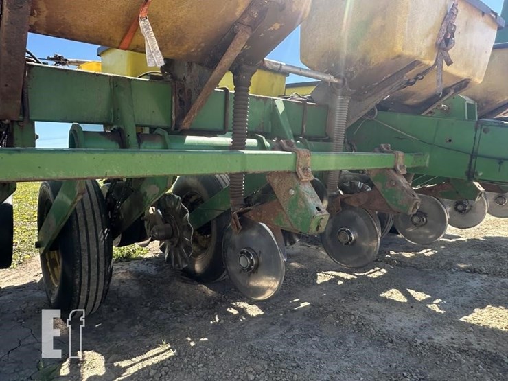 1996-john-deere-1750-image-14