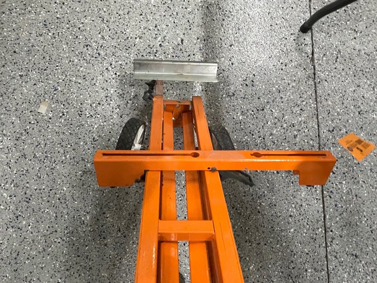 #8606-•-port-a-mate-rolling-stand-image-7