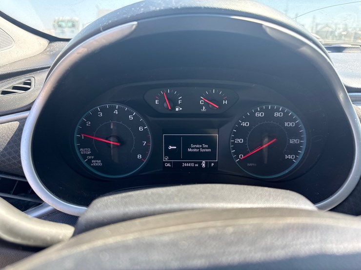 #41116-•-2018-chevrolet-malibu-sedan-1g1zb5st1jf293274-inv#-41116-image-26