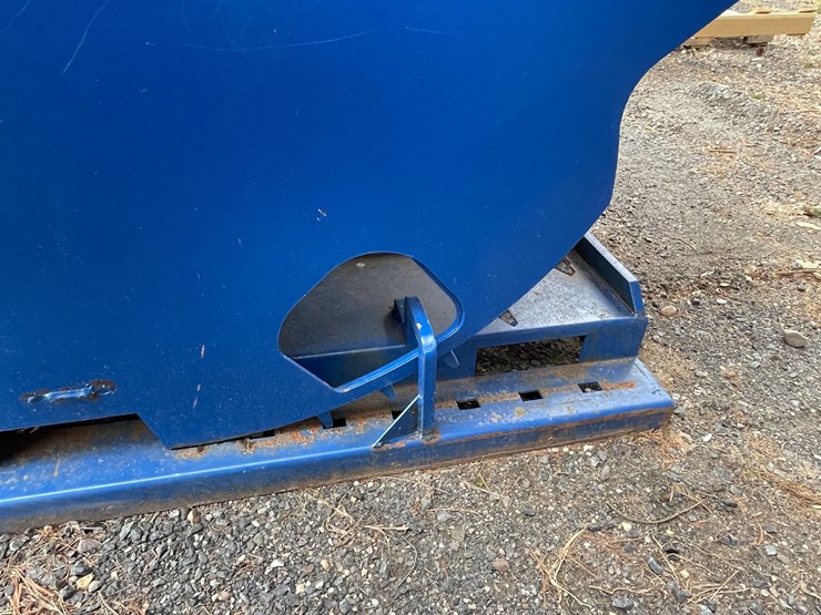#3282-•-kc-dumpster-image-10