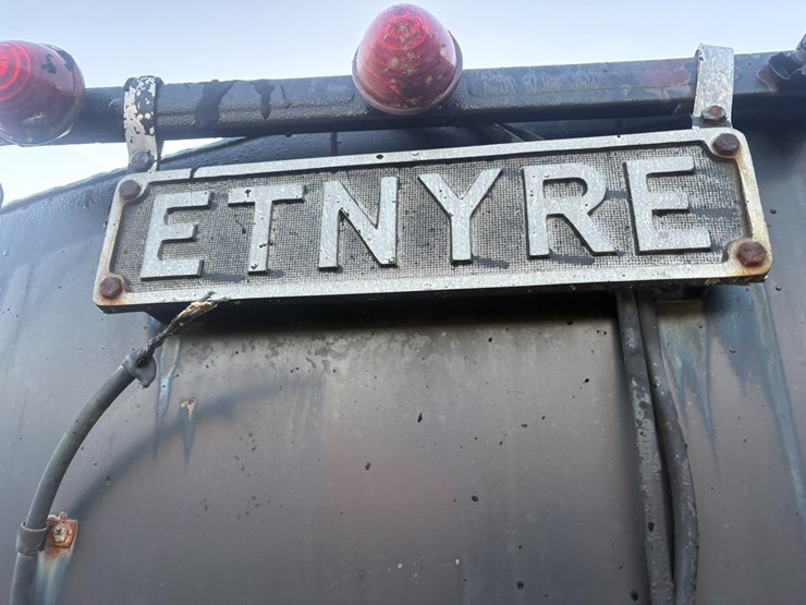#23971-•-etnyre-17'-asphalt-tanker-image-7
