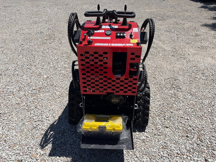 #226-•-unused-agt-ysrt14-mini-skid-steer-loader-image-4