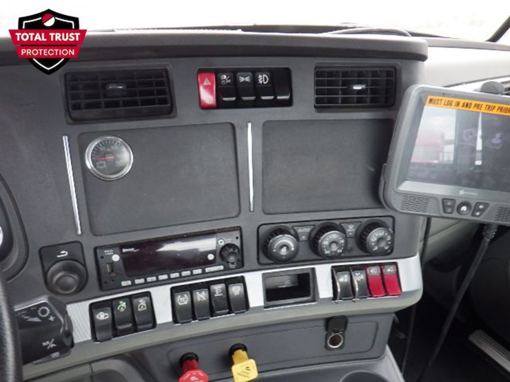 2022-kenworth-t680-image-18