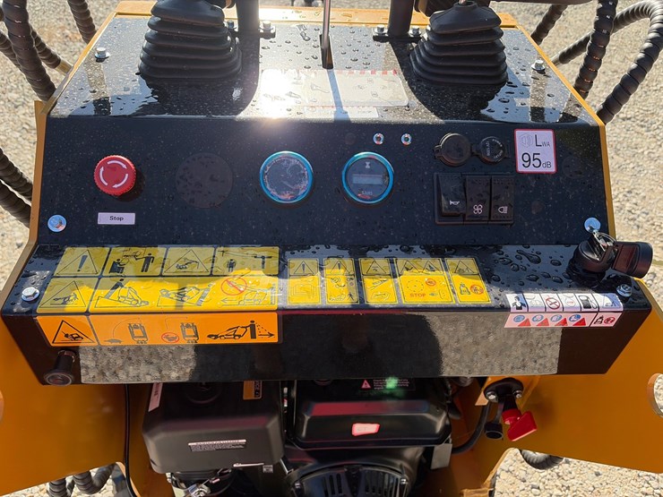#224-•-unused-agt-mx-mrt14-mini-skid-steer-loader-image-6