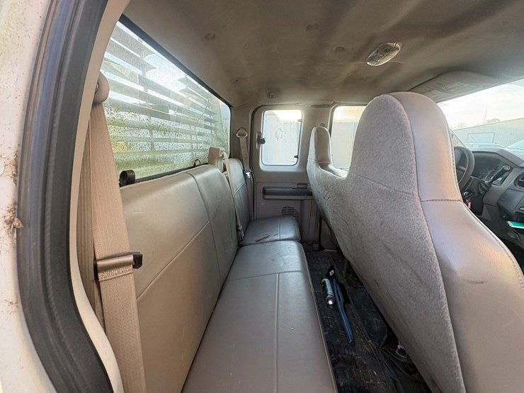 2008-ford-f250-image-25