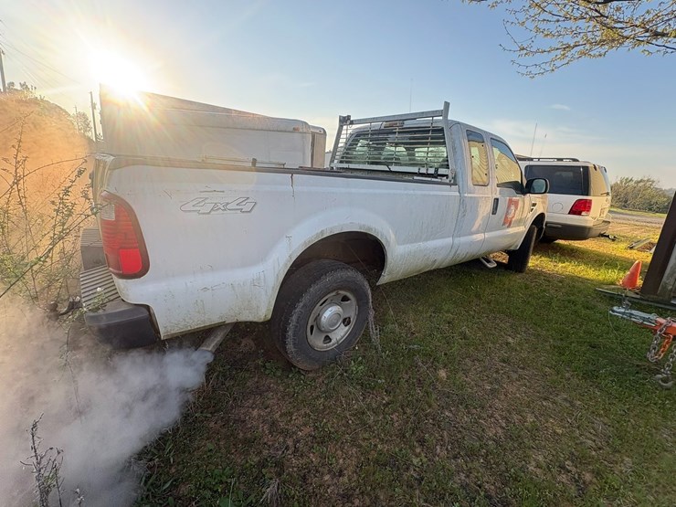 2008-ford-f250-image-3