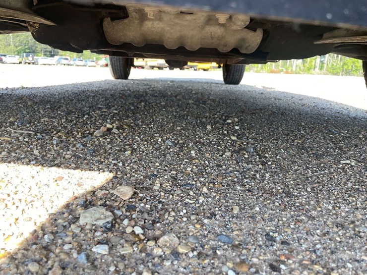 2016-ford-f150-xl-image-24